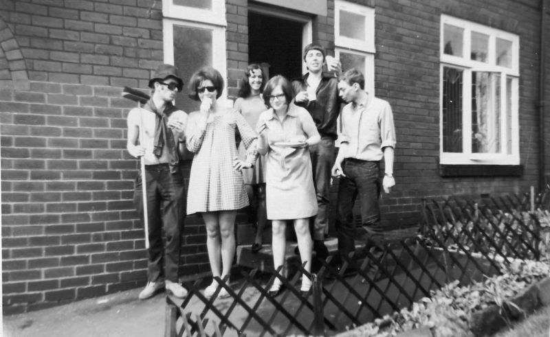 l to r: Pete Brown, ???, Anne Clacton, Jackie Bates, Dave Timperley, Keith Wolstenholme